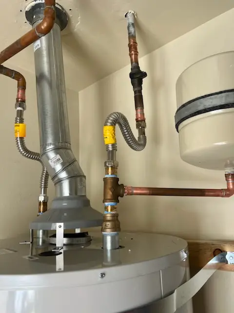 Water heater installation and plumbing repair in Hawthorne